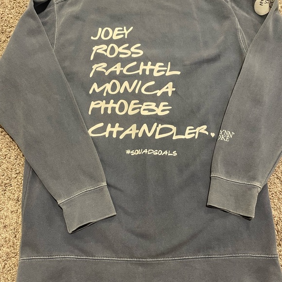 Crewneck ‘Friends’ Sweatshirt - Picture 2 of 5